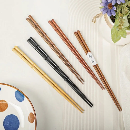 1 Pair High-end Retro Wooden Chopsticks Japanese Style Handmade Sushi Chopsticks Bamboo Shape Solid Color Pointed Chopsticks