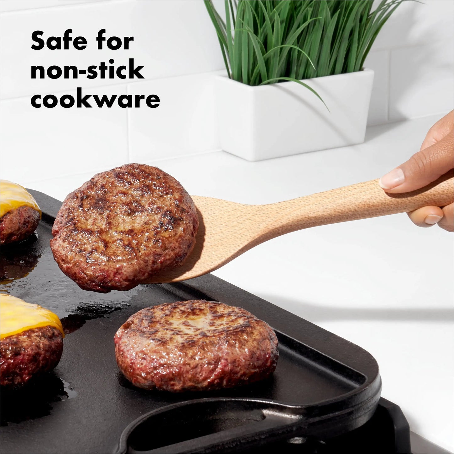 Wooden Cooking Utensil Set with Three Pieces Beachwood Finish