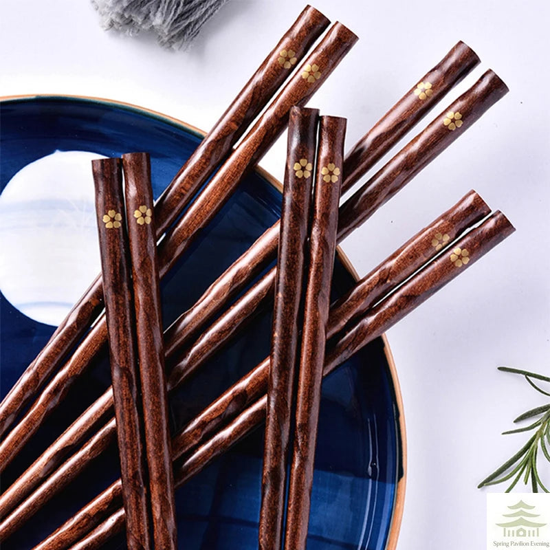5 Pairs Japanese Sushi Chopsticks Natural Wooden Eco-Friendly Reusable Wood Korean Chinese Food Chop Sticks Set
