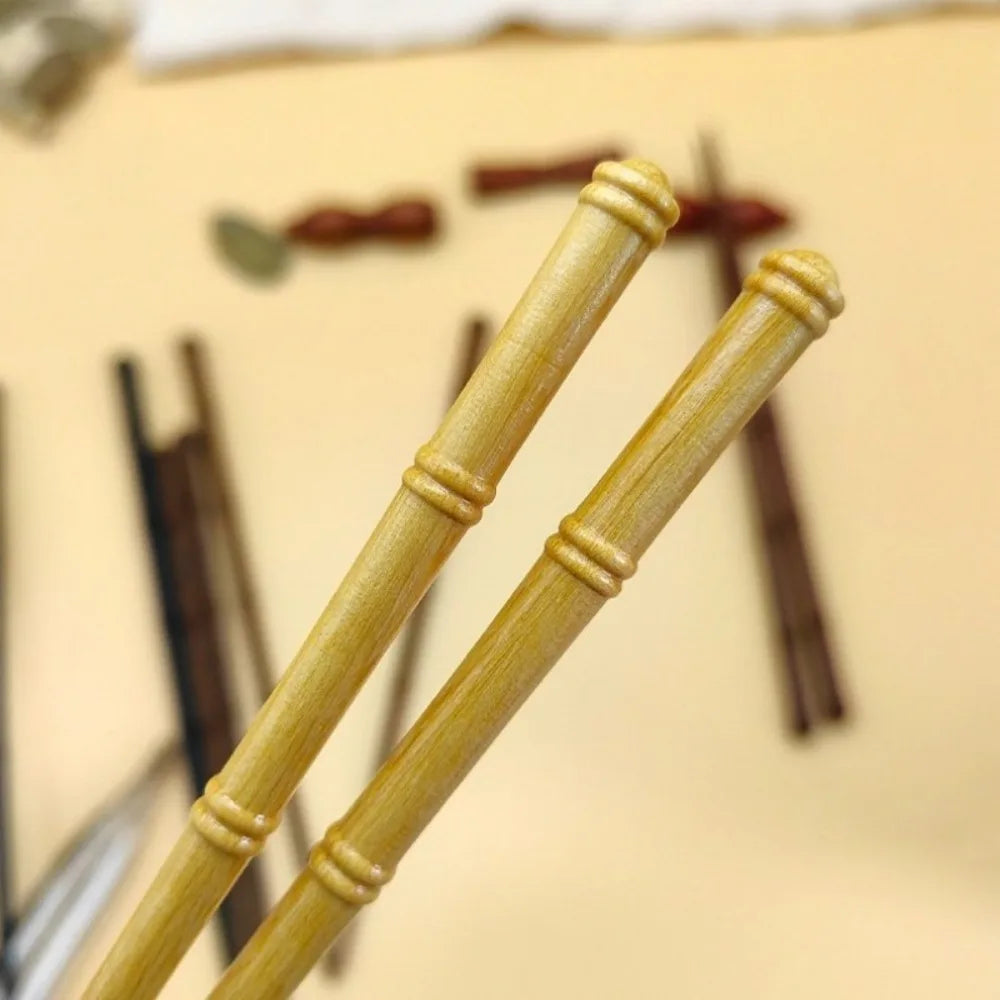 1 Pair High-end Retro Wooden Chopsticks Japanese Style Handmade Sushi Chopsticks Bamboo Shape Solid Color Pointed Chopsticks